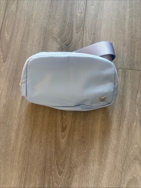lululemon Everywhere Belt Bag Pastel Blue